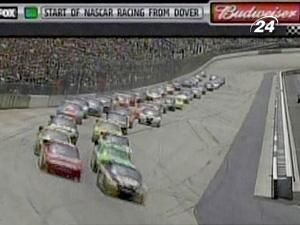 Піке-молодший та Вільньов взяли участь в гонці NASCAR Nationwide Піке-молодший та Вільньов взяли участь в гонці NASCAR Nationwide