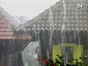 Мешканці Центральної та Східної Європи борються з повенями Мешканці Центральної та Східної Європи борються з повенями