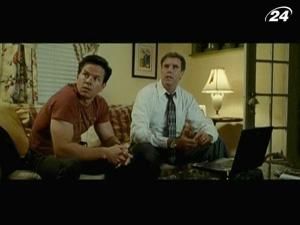 "Копи в глибокому запасі" лідирують у прокаті США "Копи в глибокому запасі" лідирують у прокаті США