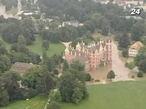 У Центральній та Східній Європі тривають потужні повені У Центральній та Східній Європі тривають потужні повені