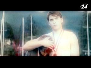 "...життя Чарлі Сан-Клауда": Чарлі звинувачує себе у загибелі брата - 9 серпня 2010 - Телеканал новин 24 "...життя Чарлі Сан-Клауда": Чарлі звинувачує себе у загибелі брата - 9 серпня 2010 - Телеканал новин 24