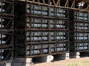 На найбільшому сховищі боєприпасів посилена охорона На найбільшому сховищі боєприпасів посилена охорона