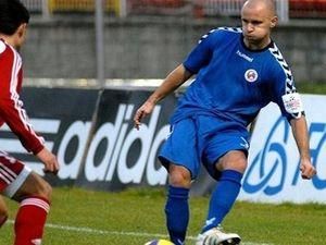 "Зоря" підписала Тесака "Зоря" підписала Тесака