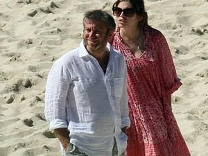 Абрамович відпочиває без подруги і сина Абрамович відпочиває без подруги і сина