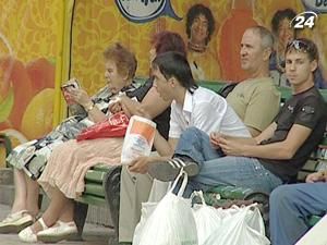 Кожен п’ятий українець бажає виїхати на заробітки за кордон Кожен п’ятий українець бажає виїхати на заробітки за кордон