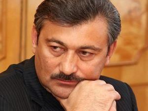 Кримський прем'єр: російська стане регіональною мовою Криму Кримський прем'єр: російська стане регіональною мовою Криму