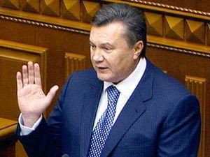 Янукович обіцяє не допустити цензуру в Україні Янукович обіцяє не допустити цензуру в Україні