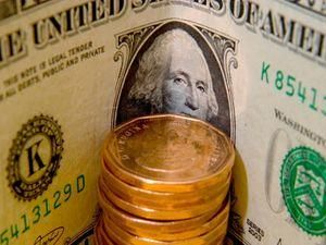 Без кредиту МВФ долар в Україні міг би коштувати 10-11 гривень