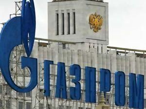 Адвокат Макаренка просить слідчого допитати представників "Газпрому"