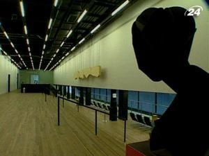 Взаємодія кольорів, світла і форми - характерна риса архітектури дуету Херцога-де Мерона Взаємодія кольорів, світла і форми - характерна риса архітектури дуету Херцога-де Мерона