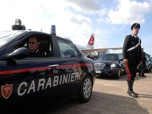 Збанрутілий мільйонер намагався пограбувати газетний кіоск у Мілані Збанрутілий мільйонер намагався пограбувати газетний кіоск у Мілані