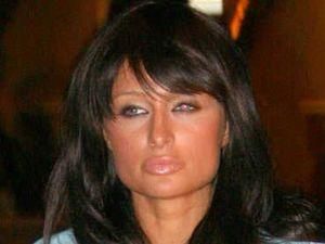 На Періс Хілтон подали позов до суду за перуку На Періс Хілтон подали позов до суду за перуку