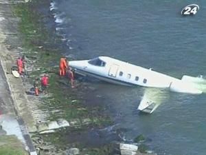 У Ріо легкомоторний літак під час приземлення впав у воду
