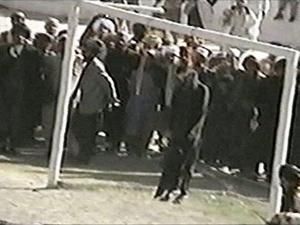 Іран починає замінювати каменування повішенням Іран починає замінювати каменування повішенням