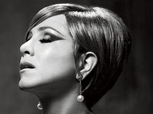 Дженіфер Аністон знялась в образі Барбари Стрейзанд для Harper's Bazaar (ФОТО) Дженіфер Аністон знялась в образі Барбари Стрейзанд для Harper's Bazaar (ФОТО)