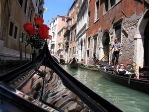 У Венеції з’явилася перша в історії жінка-гондольєр
