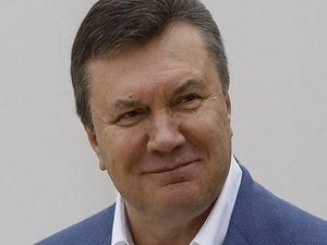 Янукович доручив податківцям терміново відшкодувати ПДВ