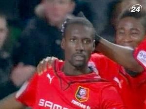 "Дніпро" хоче придбати екс-гравця "Динамо" Ісмаеля Бангуру "Дніпро" хоче придбати екс-гравця "Динамо" Ісмаеля Бангуру