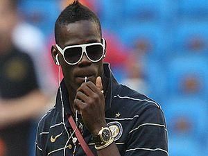 Офіційно: Балотеллі — гравець "Манчестер Сіті" Офіційно: Балотеллі — гравець "Манчестер Сіті"