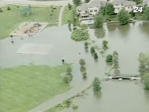 Американський Середній Захід постраждав від потужних злив Американський Середній Захід постраждав від потужних злив