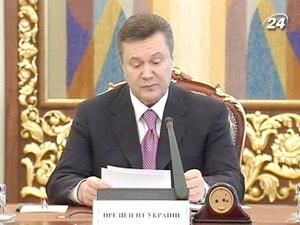 Усю повноту влади Янукович може отримати вже восени