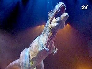 Шоу динозаврів - феєричне шоу на базі телепрограм "Прогулянки з динозаврами" Шоу динозаврів - феєричне шоу на базі телепрограм "Прогулянки з динозаврами"