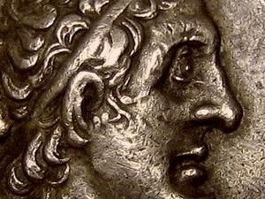 У Ізраїлі знайшли золоту монету, яка важить 28 грамів