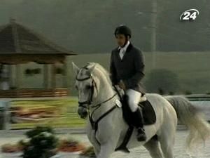 В Україні відкрито новий кінно-спортивний комплекс В Україні відкрито новий кінно-спортивний комплекс