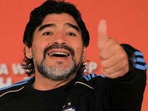 Дієго Марадона може очолити "Астон Віллу" - 15 серпня 2010 - Телеканал новин 24 Дієго Марадона може очолити "Астон Віллу" - 15 серпня 2010 - Телеканал новин 24