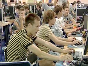 У Києві триває фінал чемпіонату України з комп'ютерних ігор У Києві триває фінал чемпіонату України з комп'ютерних ігор