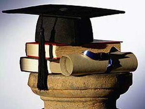 Влада Москви вирішила заснувати 100 премій для молодих талантів Влада Москви вирішила заснувати 100 премій для молодих талантів