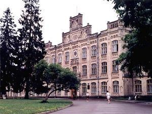 Землі Київського політехнічного інституту намагаються привласнити комерційні структури