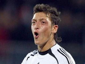 Офіційно: Озіл у "Реалі" Офіційно: Озіл у "Реалі"