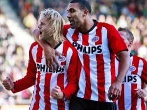 "Ліверпуль" купує нападника ПСВ "Ліверпуль" купує нападника ПСВ