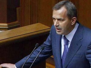 Клюєв традиційно до Дня шахтаря доручив перерахувати 800 млн. грн. зарплати Клюєв традиційно до Дня шахтаря доручив перерахувати 800 млн. грн. зарплати