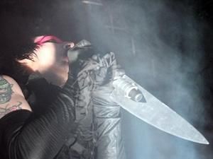 Мерлін Менсон розірвав заручини Мерлін Менсон розірвав заручини