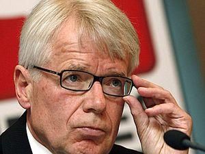 Раубаль залишається президентом футбольної Ліги Раубаль залишається президентом футбольної Ліги