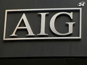 AIG може випустити облігації та провести додемісію акцій