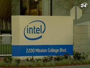 Intel купує компанію McAfee