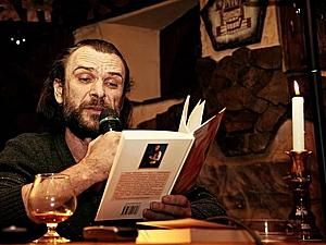 Янукович висловив співчуття рідним і близьким Олеся Ульяненка Янукович висловив співчуття рідним і близьким Олеся Ульяненка