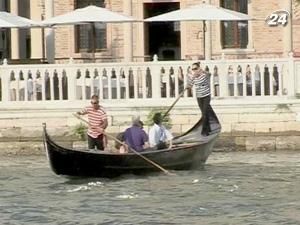 У Венеції з’явилась перша жінка-гондольєр У Венеції з’явилась перша жінка-гондольєр