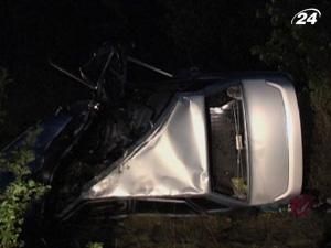 Внаслідок ДТП на Донеччині загинули 3 людини Внаслідок ДТП на Донеччині загинули 3 людини