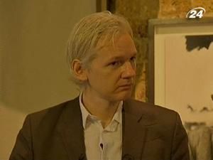 Засновника сайту WikiLeaks оголосили в розшук "за зґвалтування"