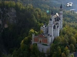 Нойшванштайн - божевільна примха короля Людвіга II Баварського Нойшванштайн - божевільна примха короля Людвіга II Баварського