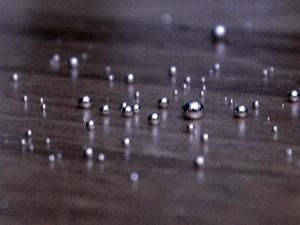 Рівненщина: СБУ затримала зловмисників, які хотіли продати 5 кілограмів вкраденої ртуті Рівненщина: СБУ затримала зловмисників, які хотіли продати 5 кілограмів вкраденої ртуті