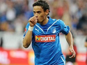 Агент Карлоса Едуардо домовлятиметься з "Рубіном" Агент Карлоса Едуардо домовлятиметься з "Рубіном"