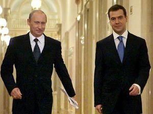 Путін привітав Азарова, а Медведєв - Януковича з Днем незалежності України