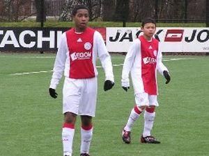 "Аякс" подасть скаргу на "МЮ" "Аякс" подасть скаргу на "МЮ"