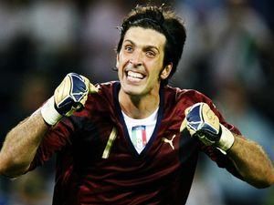 "Манчестер Юнайтед" хоче Буффона "Манчестер Юнайтед" хоче Буффона