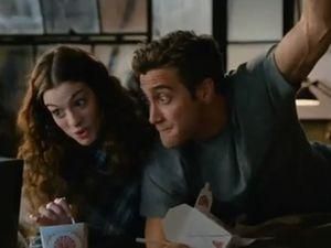 Сині очі Джейка Гілленхола, як ліки від хвороби Паркінсона (ВІДЕО) Сині очі Джейка Гілленхола, як ліки від хвороби Паркінсона (ВІДЕО)